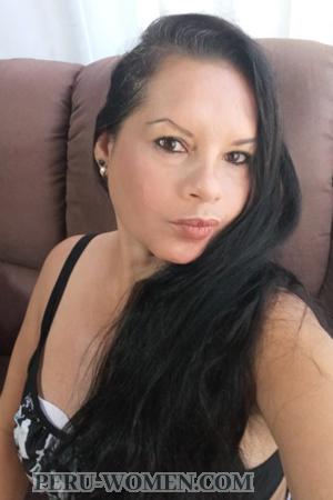 161824 - Andrea Age: 47 - Costa Rica