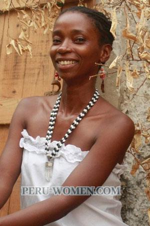 180080 - Teolinda Age: 45 - Colombia