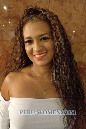 213752 - Leidy Age: 33 - Colombia