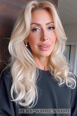 224034 - Anastasiya Age: 40 - Ukraine