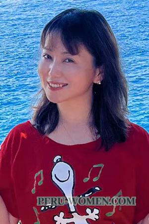 225628 - Lily Age: 51 - China